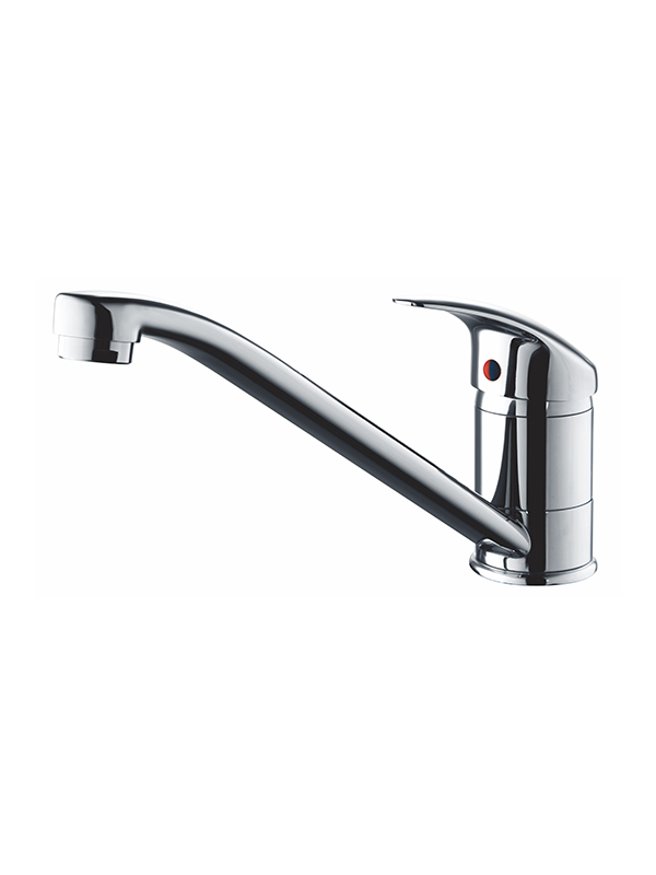 La batidora de cocina proporciona agua fría y caliente